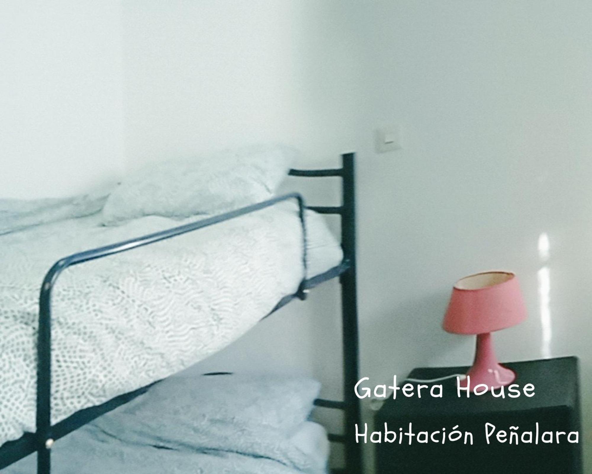 Albergue Gatera House Серседилья Экстерьер фото
